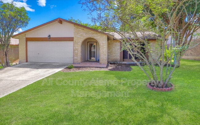 Building Photo - 7558 Ledgebrook Dr