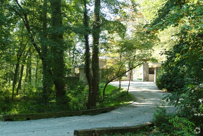 Foto del edificio - 216 Paxton Rd