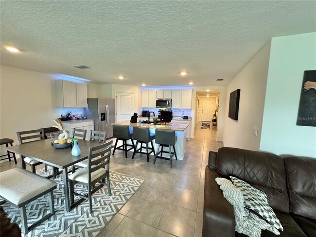 Foto del edificio - 12505 Cedar Hedge Gln