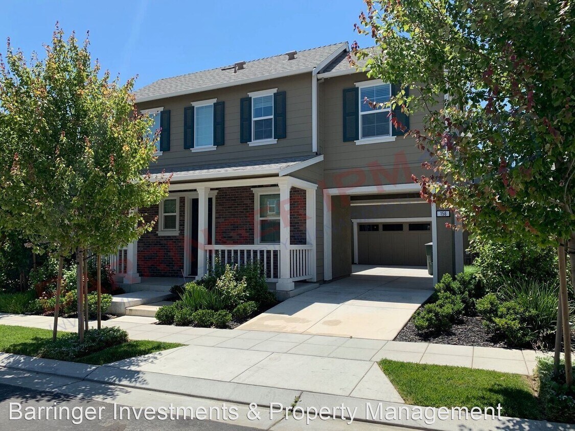 5 br, 3 bath House 156 W Hayward Ln House Rental in Tracy, CA