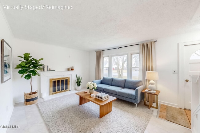 Building Photo - 11 Rapple Dr