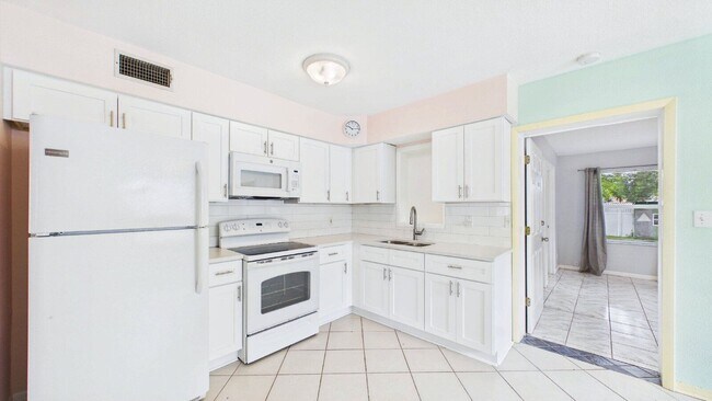 Building Photo - 5261 48th Terrace N