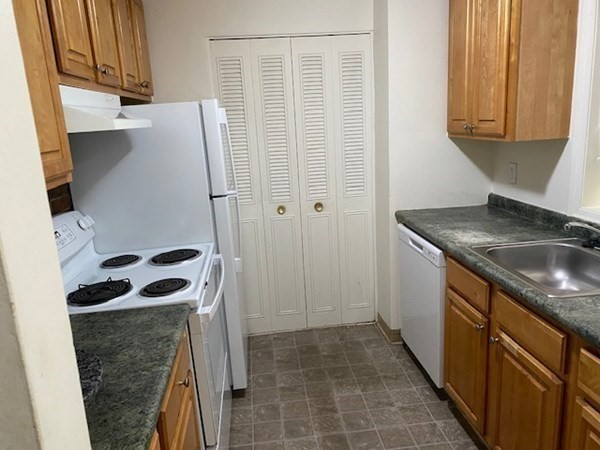 Foto principal - 65 Greentree Ln