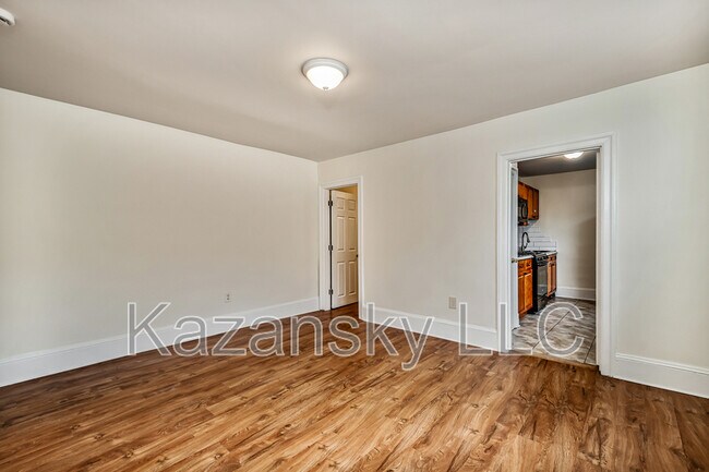 Foto del edificio - 4515 N Marvine St