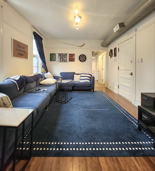 Foto del edificio - 1539 N Wells St