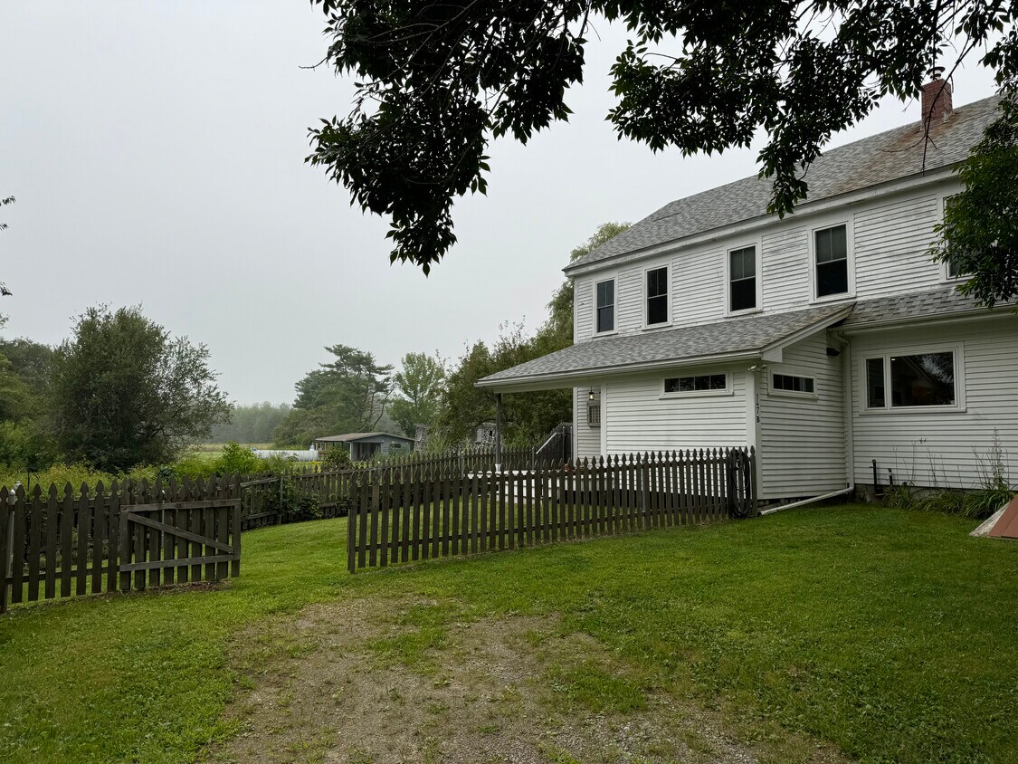 2 story duplex - 147 Lincolnville Ave