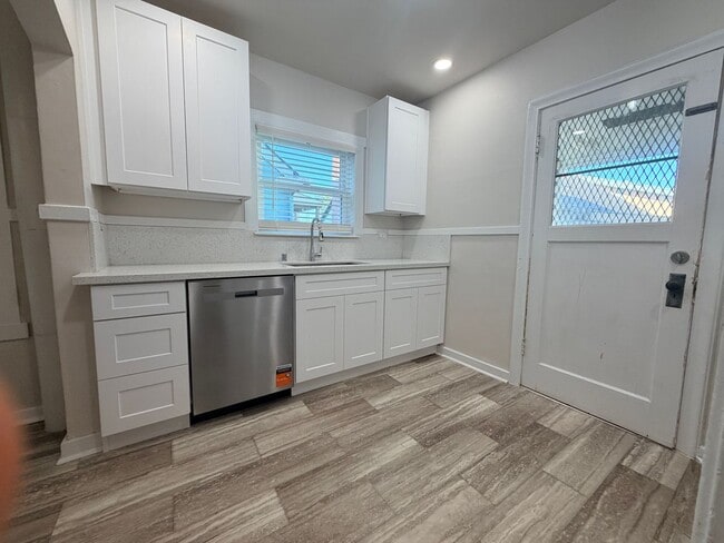 Photo - 153 18th Ave House