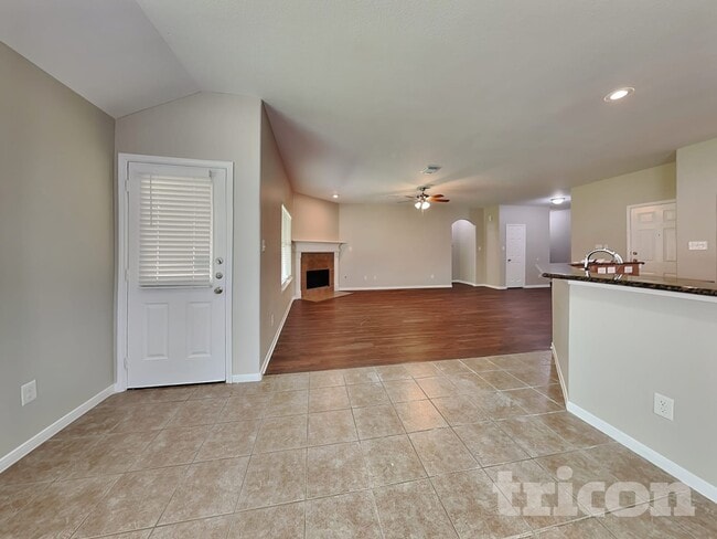 Building Photo - 3126 Lake Breeze Ln