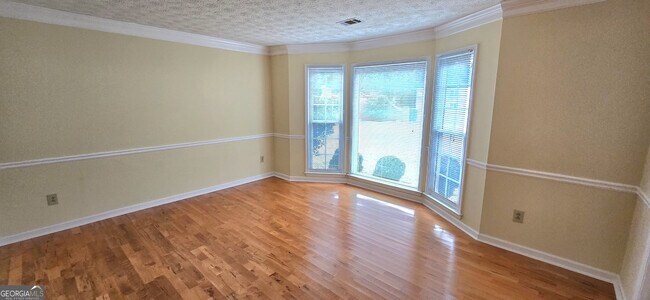 Foto del edificio - 5280 W Jones Bridge Rd