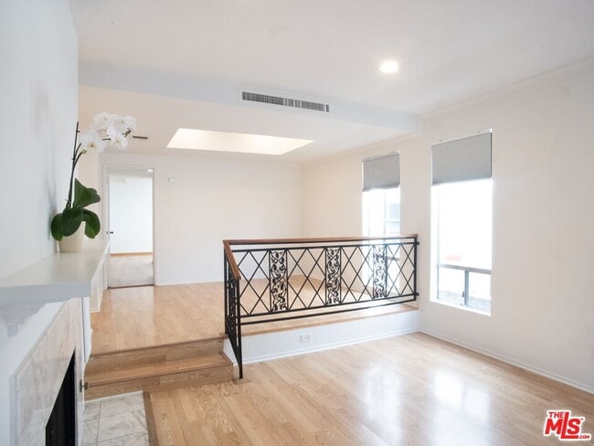 Foto del edificio - 1655 Selby Ave