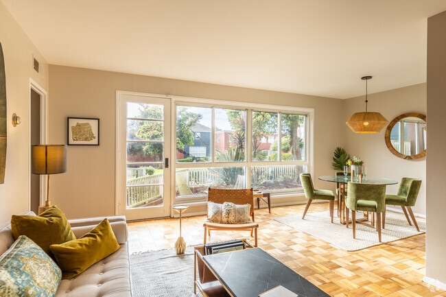 1BR, 1BA Townhome - Parkmerced Apartments