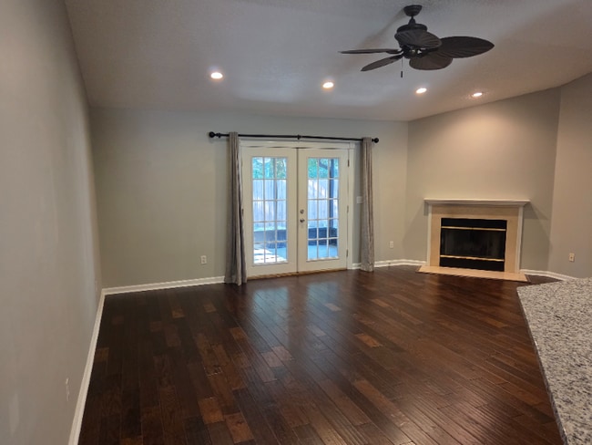 Building Photo - 3867 Chapelgate Rd