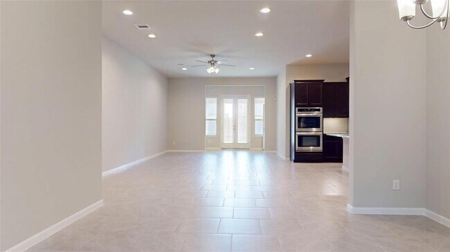 Foto del edificio - 5410 Wildbrush Dr