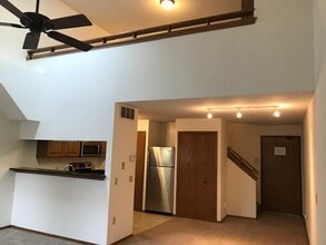 Building Photo - Sauk Creek