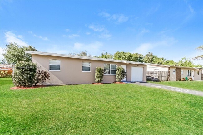 Building Photo - 4850 Andros Dr