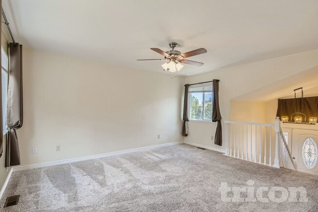 Foto del edificio - 617 Rye Ridge Rd