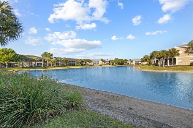 Building Photo - 12161 Summergate Cir
