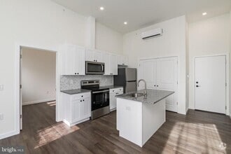 Building Photo - 5303 Chester Ave
