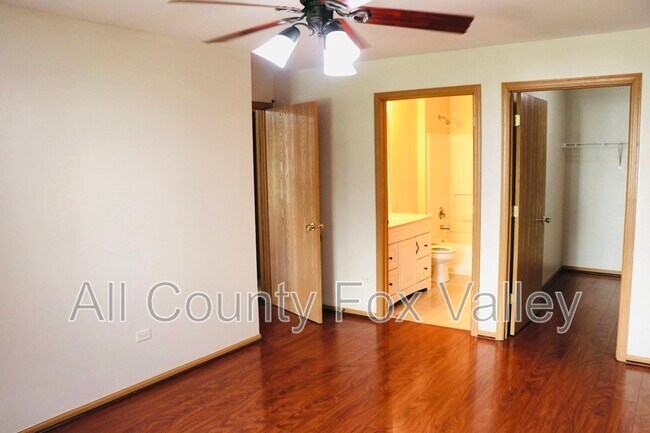 Building Photo - 1207 Silverstone Dr