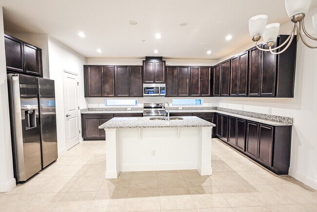 Foto del edificio - Dreamy New Construction Laureate Park Town...