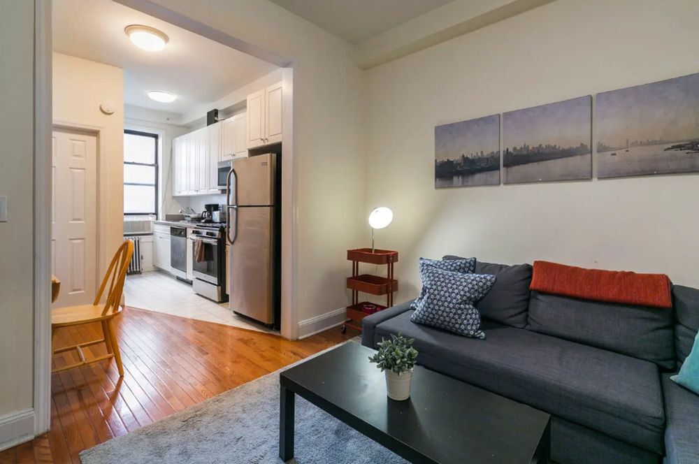 Foto principal - 1631 2nd Ave