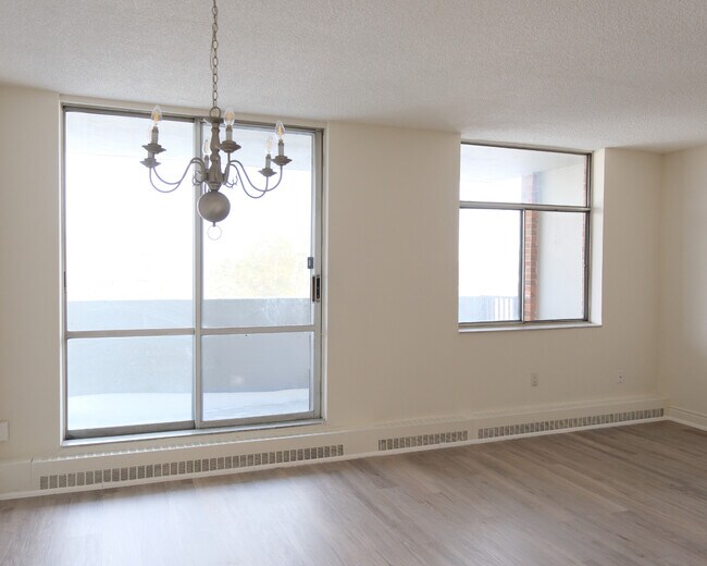 Photo du bâtiment - Tiffany Hill Apartments