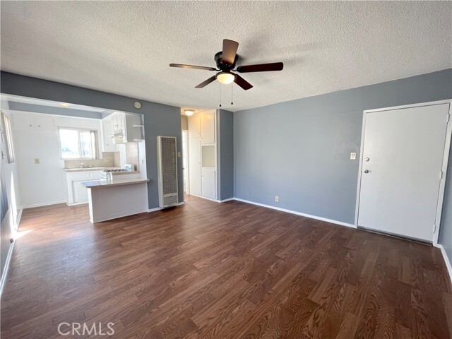 Building Photo - 4750 W Broadway