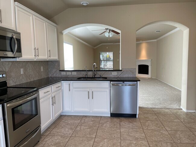 Foto del edificio - 840 English Ivy Dr