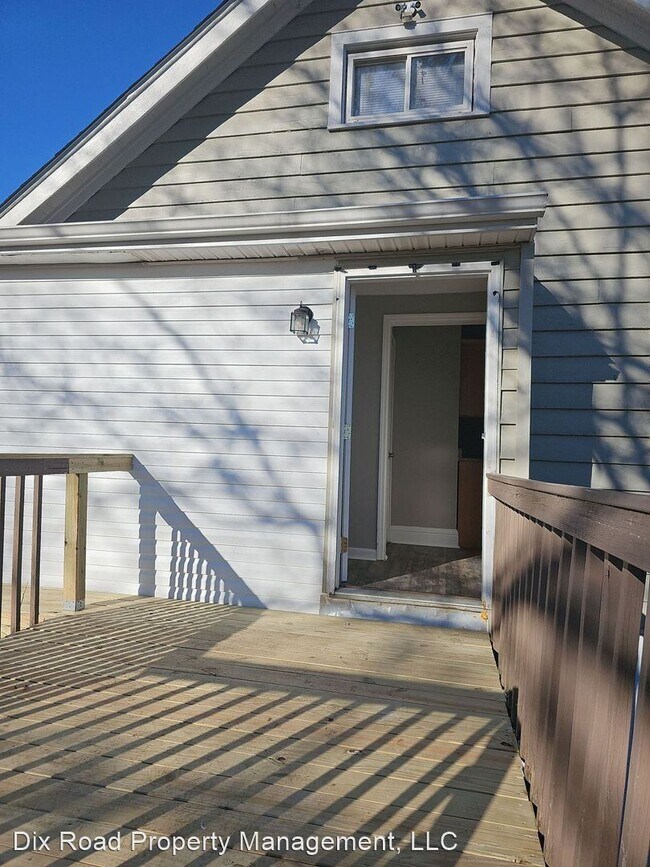 Building Photo - 3 br, 1 bath House - 4539 Mayhew Avenue,