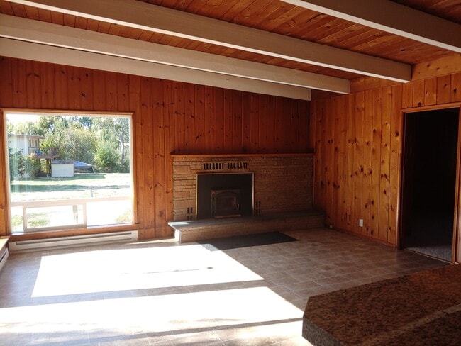 Building Photo - Bring Your Canoes and Kayaks, This Home ha...