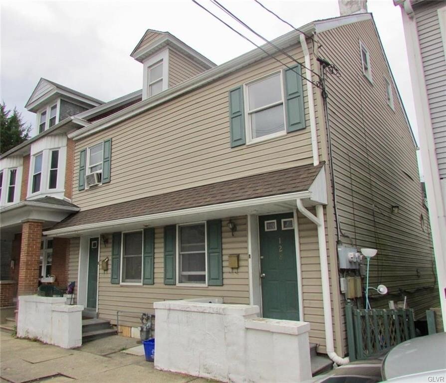 Primary Photo - 128 2nd St