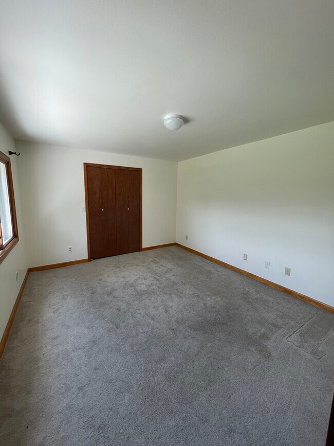 Building Photo - 3156 S Cathay Cir
