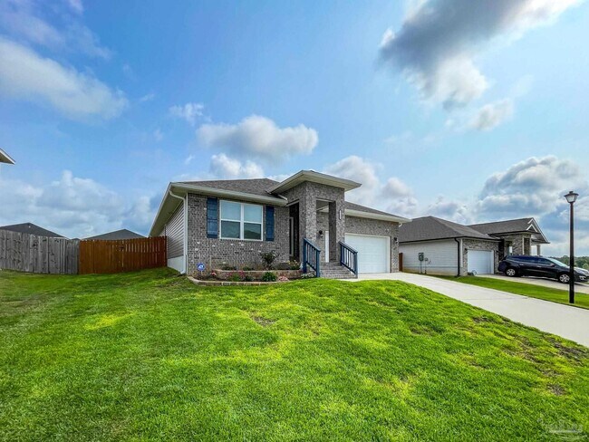Building Photo - 5598 Guinevere Ln