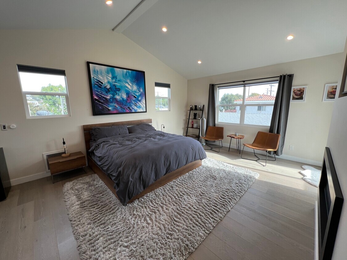 Foto principal - 1427 Walgrove Ave