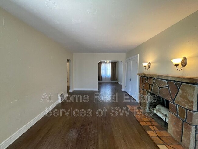 Foto del edificio - 908 South Ave