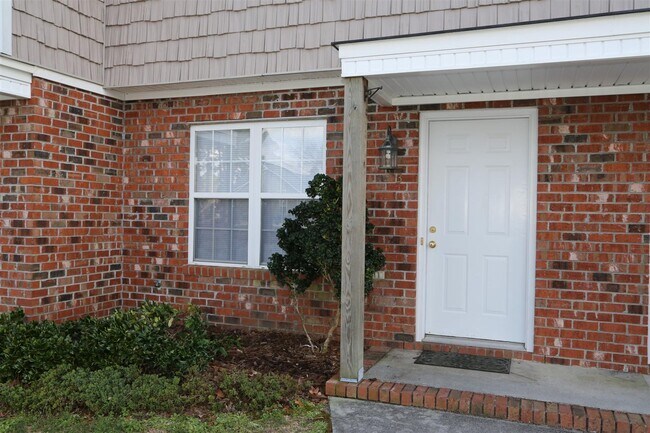 Building Photo - 103 W Ivybridge Dr