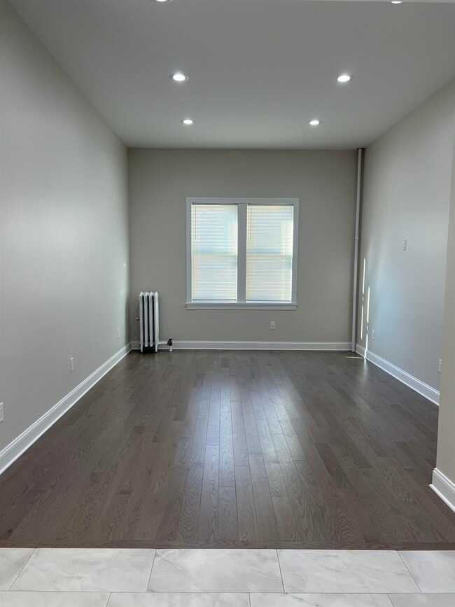 Building Photo - 43-45-45 Sherman Pl