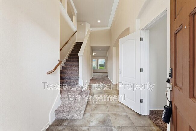 Foto del edificio - 9518 Franklin Dr