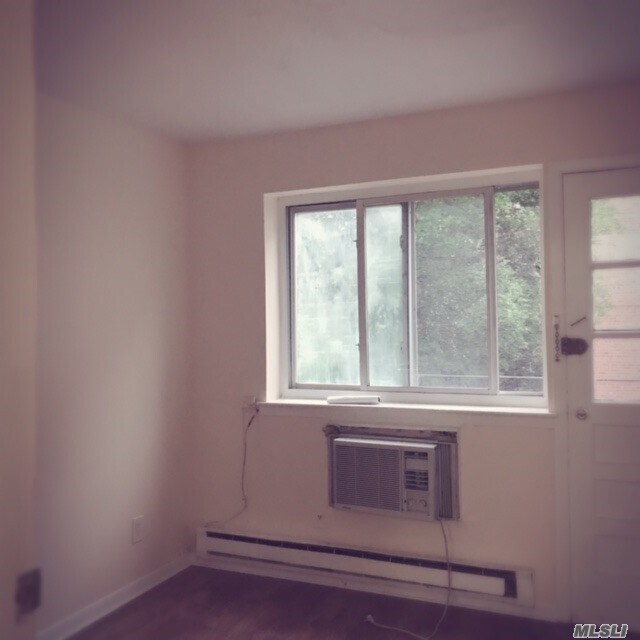 Foto del edificio - 148-06 35th Ave