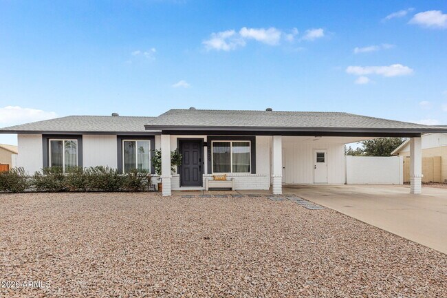 Foto del edificio - 2529 E Commonwealth Cir