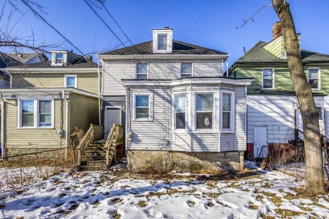 Building Photo - 550 Mt Vernon St