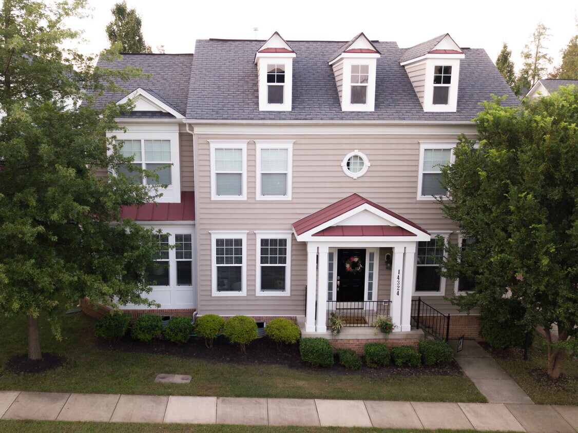 14324 Sharpshinned Dr, Gainesville, VA 20155 House for Rent in