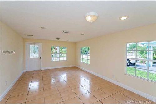 Foto del edificio - 4701 SW 19th St