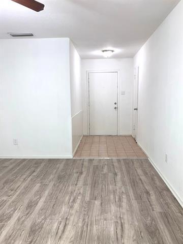 Building Photo - 1433 Shorecrest Dr