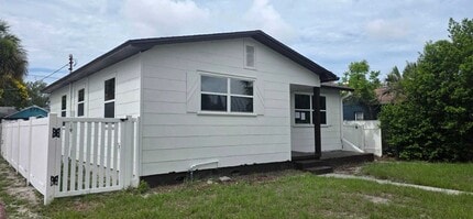 Building Photo - 3938 2nd Ave N