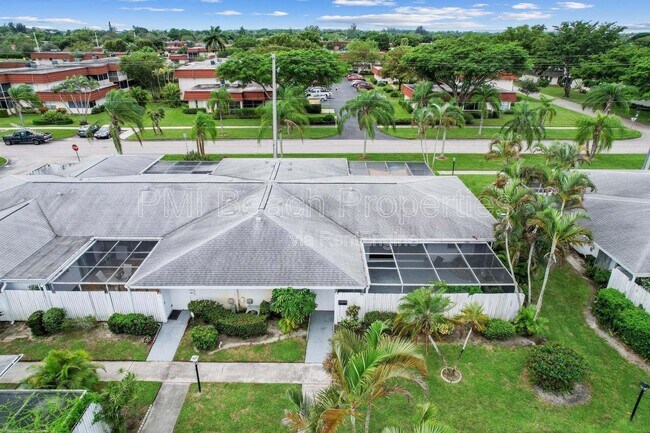 Foto del edificio - 93 East Ct