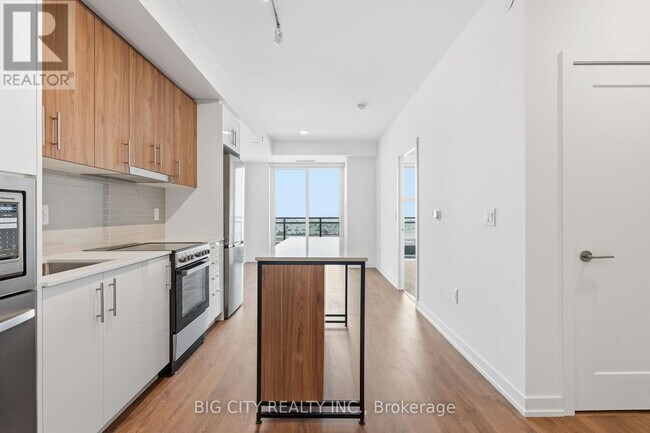 Photo du bâtiment - 9763 Markham Rd