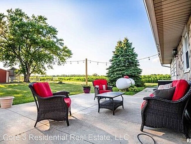 Foto del edificio - 3 br, 2 bath House - 411 S Pinkerton Rd