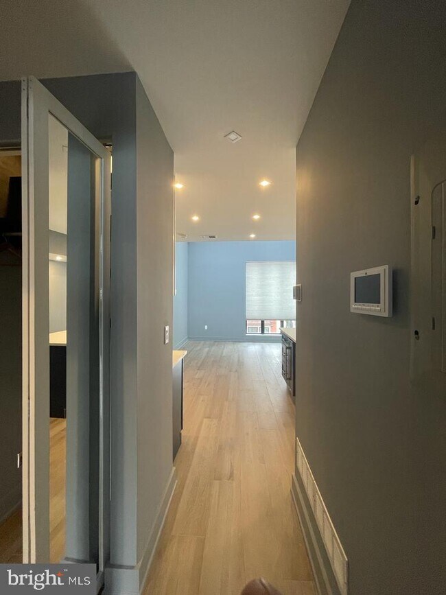 Foto del edificio - 527 S 20th St