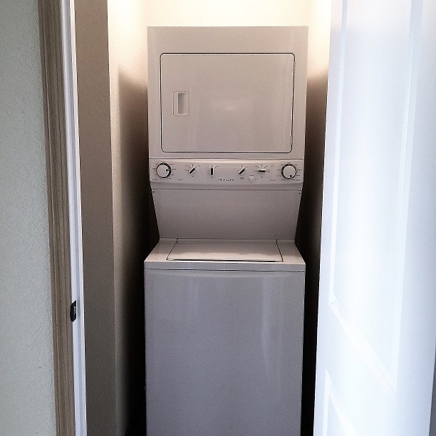 Building Photo - 226 S Slopeside Dr